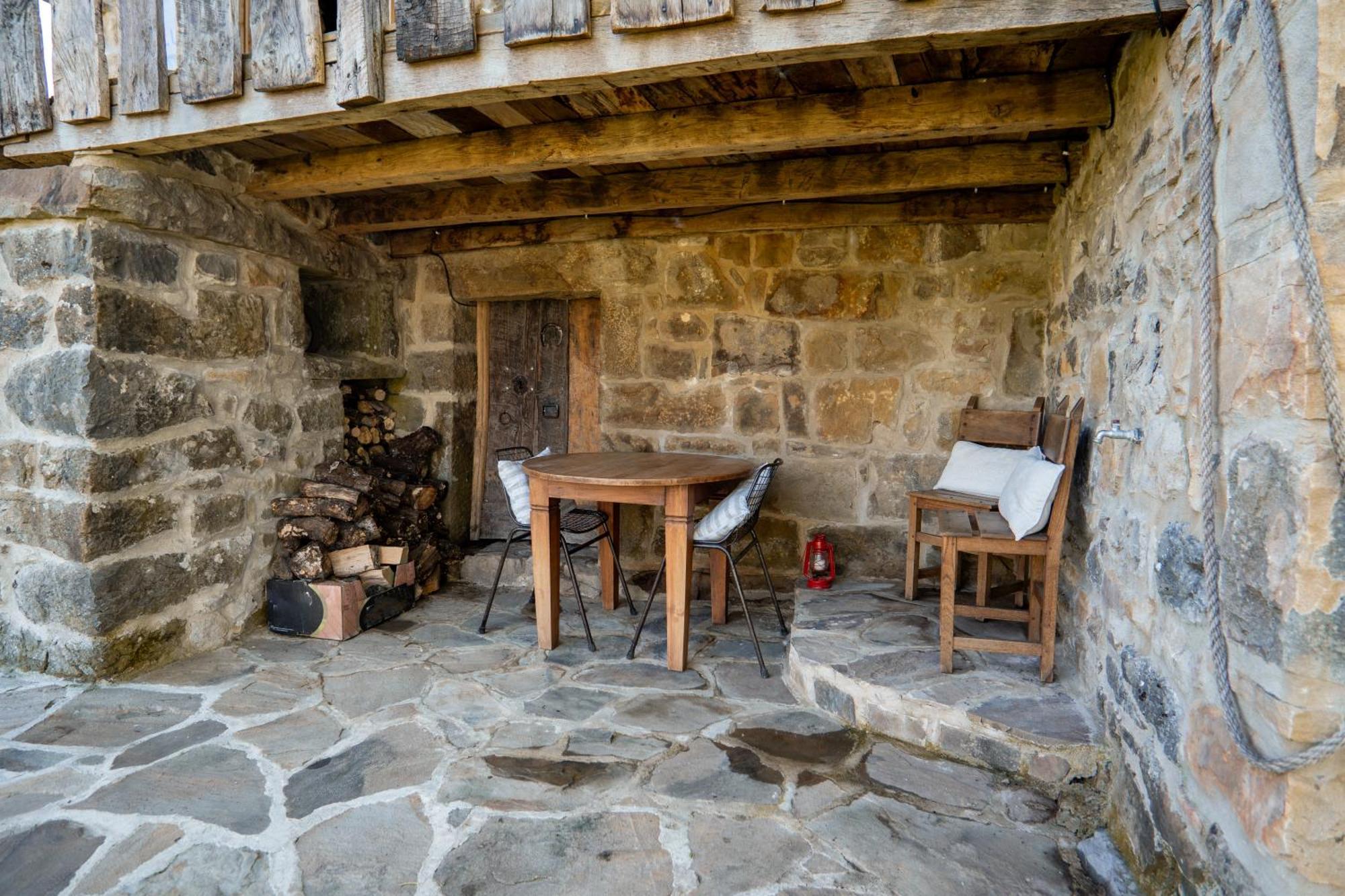 Vivienda Pasiega Lo Lucas 1920 San Roque de Riomiera Bagian luar foto